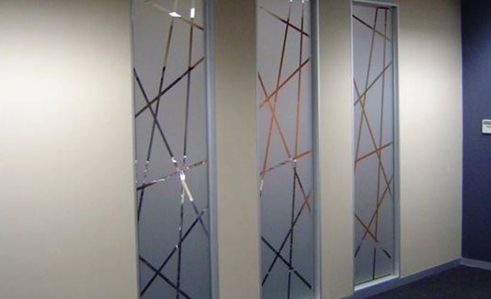 سندبلاست شیشه