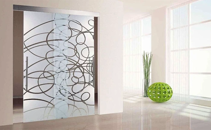 سندبلاست شیشه چیست