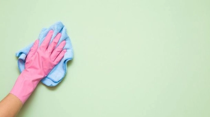 تفاوت رنگ اکریلیک و پلاستیک در شستشو